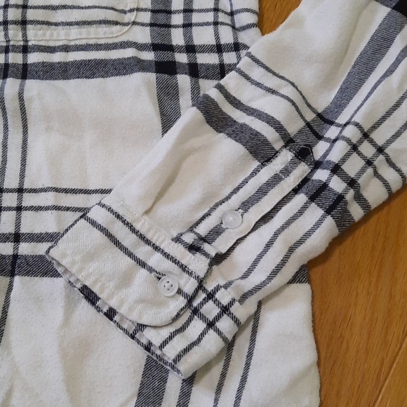 Super Soft American Eagle Flannel - Picture 3 of 6